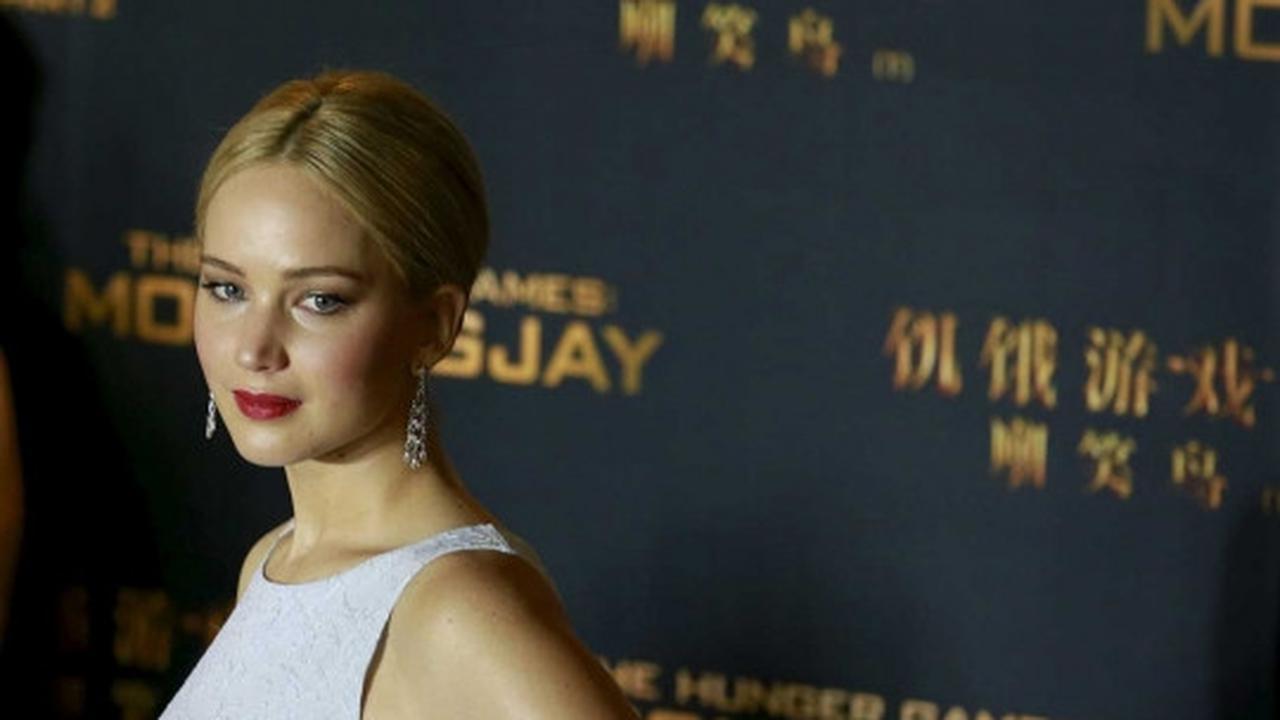Jennifer Lawrence cantik mempesona di premier film terbaru di China