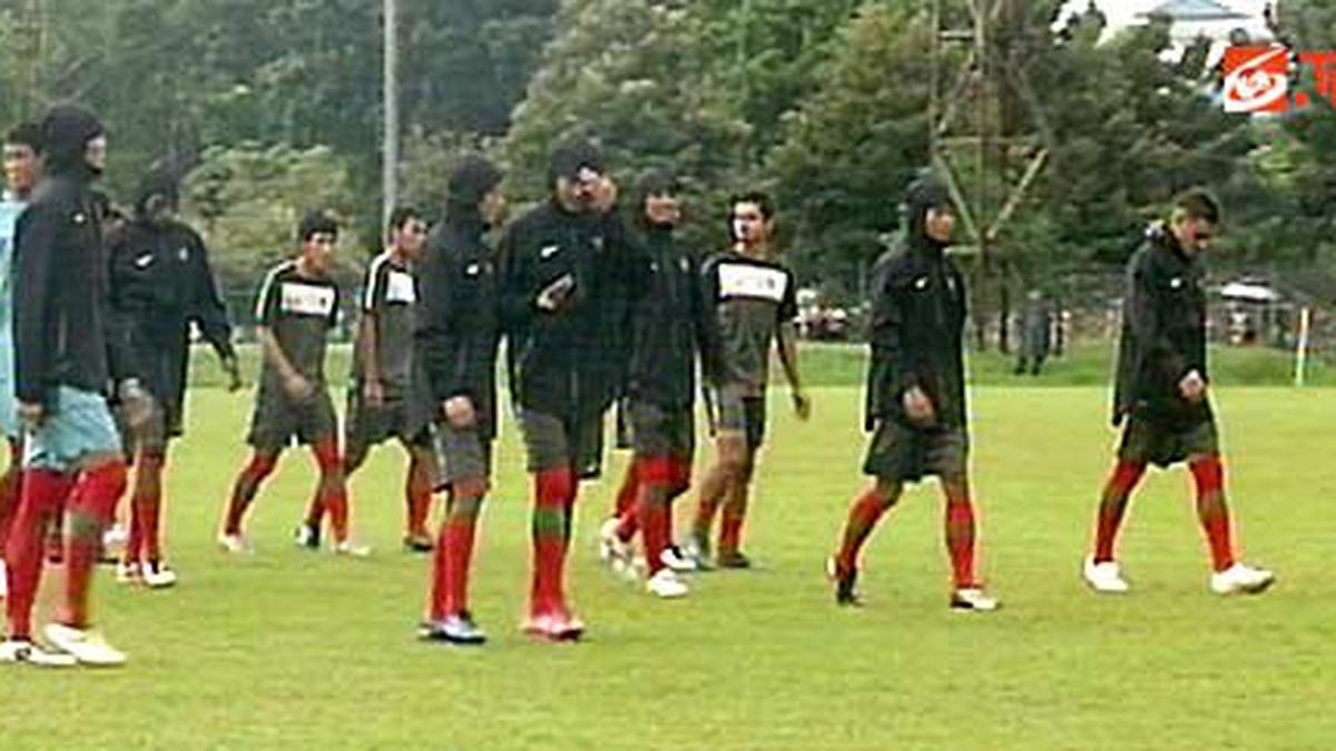Latihan Ringan dengan Wajah Riang - Bola Liputan6.com