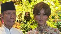 Inul Daratista mendadak unggah foto bareng mantan Gubernur Jakarta, Sutiyoso, sembari mengenang era ketika Sang Ratu Ngebor dicekal di mana-mana. (Foto: Dok. Instagram @inul.d)