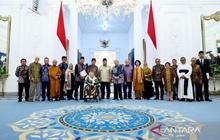 Fakta Unik Pertemuan Tiga Jam: Presiden Prabowo Tegaskan Komitmen Jaga Supremasi Sipil, Respons Isu Darurat Militer