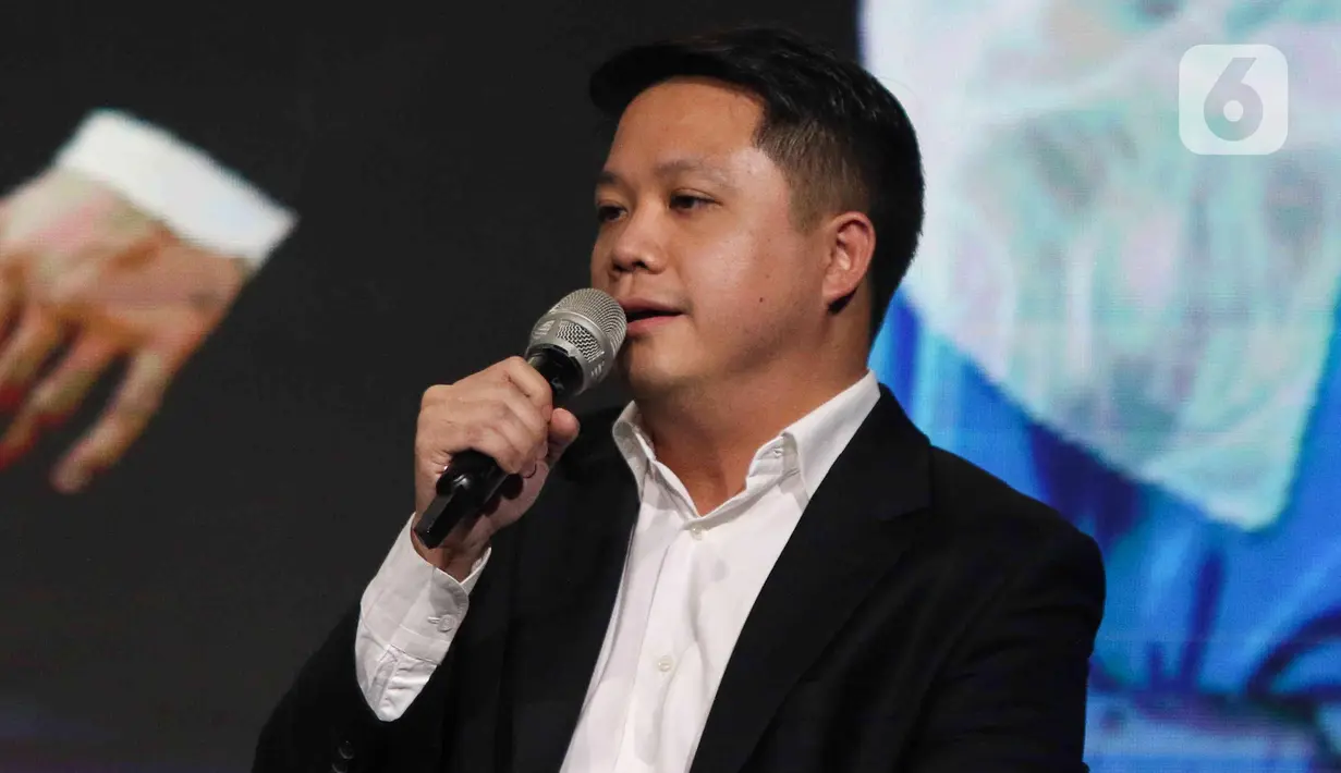 Director SCM & CEO Sinemart, David Setiawan saat menjadi pembicara pada Emtek Connect 2023 di SCTV TOWER, Jakarta, Rabu (1/2/2023). Emtek Connect 2023 merupakan pertemuan antar kolega dalam ekosistem Emtek untuk kolaborasi serta partisipasi dalam menghadapi berbagai tantangan. (Liputan6.com/Herman Zakharia)
