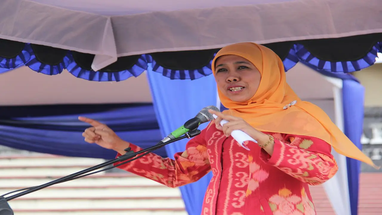 Mensos Lepas Mahasiswa KKN di UGM