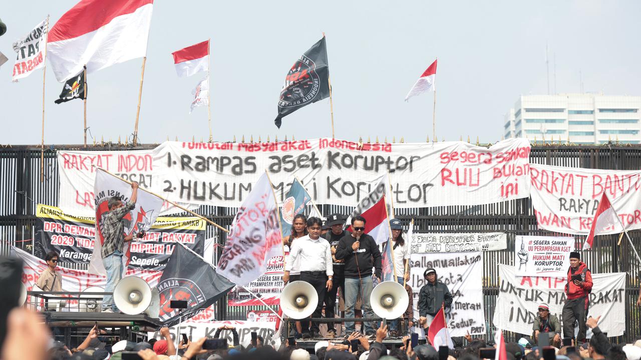 Dari Pati ke Jakarta Warga Serukan Perlawanan terhadap Korupsi
