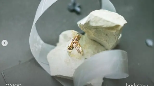 Cincin pernikahan Jessica Iskandar dan Vincent Verhaag