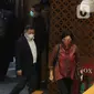 Menteri Keuangan Sri Mulyani dan dengan Menteri PPN/Kepala Bappenas Suharso Monoarfa menghadiri Rapat Paripurna di Kompleks Parlemen, Senayan, Jakarta, Selasa (25/5/2021). (Liputan6.com/Angga Yuniar)