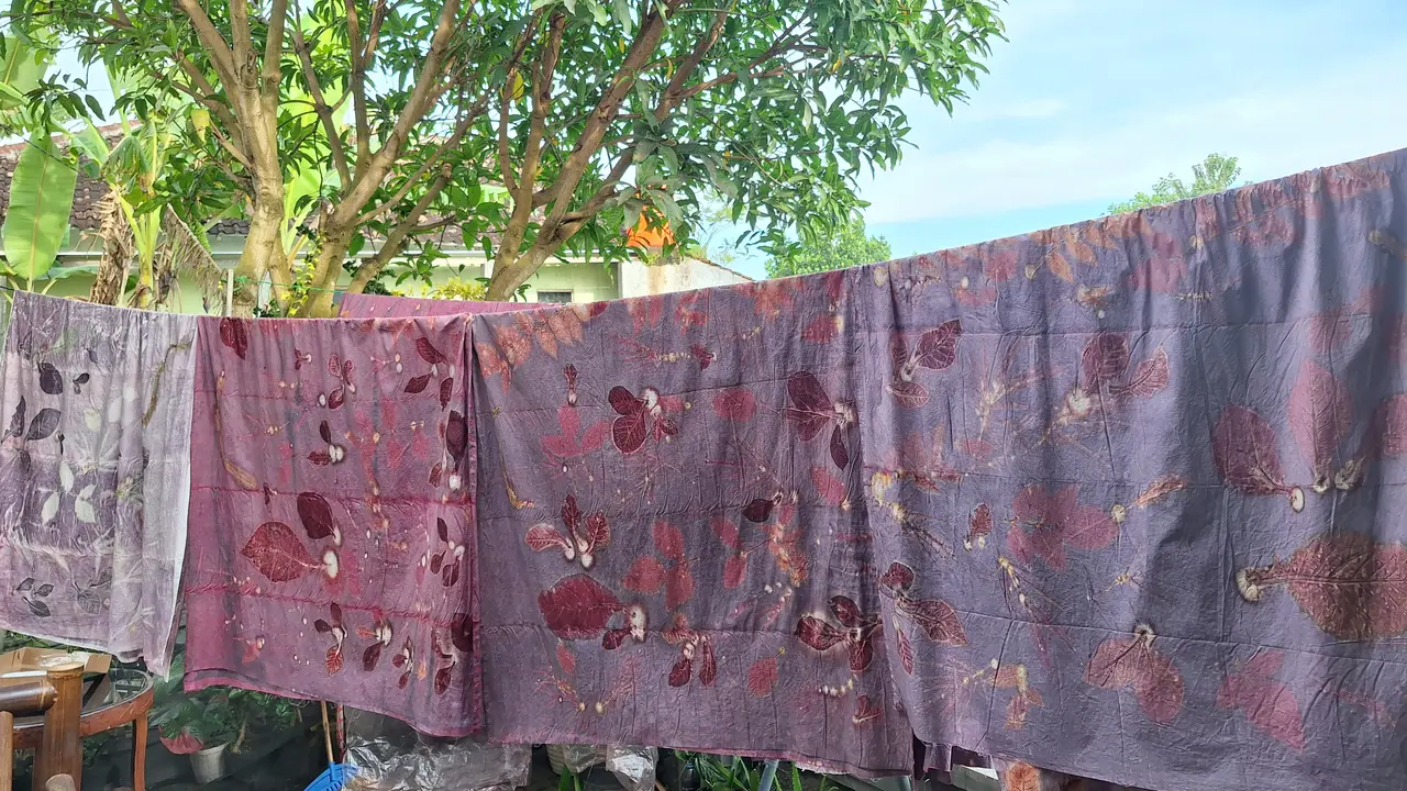 Cara Membuat Batik Ecoprint