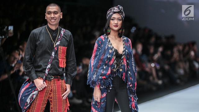 Artis dan Musisi di Panggung Show Anne Avantie JFW 2019