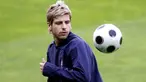Portugal's Miguel Veloso during a training session on June 6, 2008 in Geneva, Switzerland. Portugal will play in group A with Switzerland, Turkey and The Czech Republic during the Euro 2008 from June 7 to 29 AFP PHOTO/PAUL ELLIS