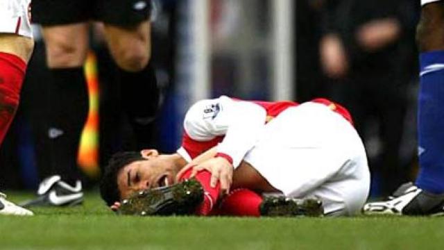 20151202-6 Cedera Terparah Pesepakbola Sepanjang Masa