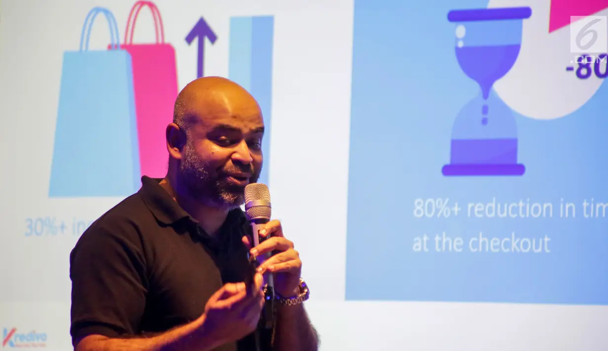 CEO & Co-founder Kredivo Akshay Garg memberikan paparan pada peluncuran Zero-click checkout di Jakarta, Selasa (20/8/2019). Zero-click merupakan sebuah inovasi Kredivo yang memastikan pengalaman berbelanja lebih cepat dan sederhana yang dioptimalisasi melalui mobile phone. (Liputan6.com/HO/Ading)