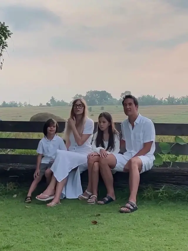 [Fimela] Keluarga Daniel Mananta