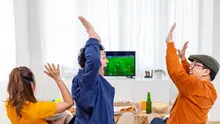 Ilustrasi nobar sepak bola seru. (Shutterstock)