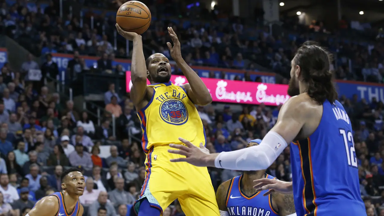 Kevin Durant membantu Warriors kalahkan Thunder