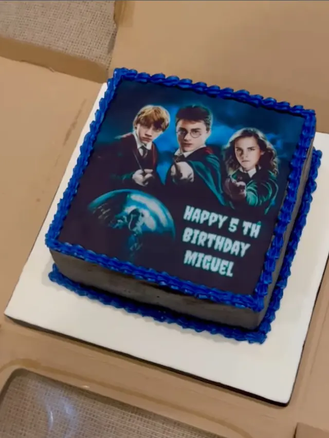 Kue ulang tahun Miguel putra Desta dan Natasha Rizky. [Foto: Instagram/desta80s]