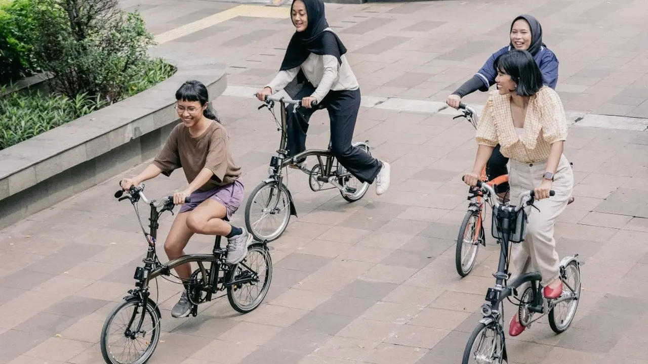 Brompton Indonesia Three Peaks Challenge