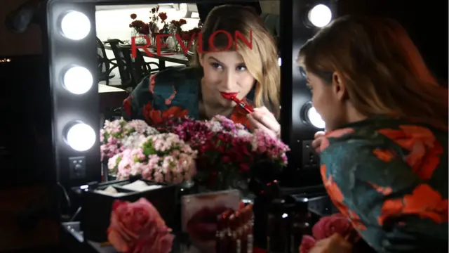 Lebih Percaya Diri dengan Lipstik yang Tidak Buat Bibir Kering