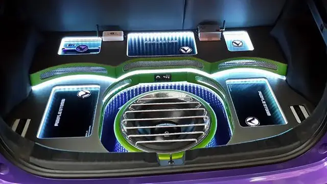 Yaris Show Off
