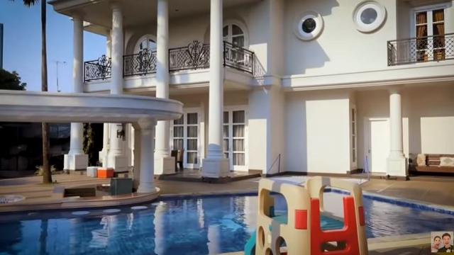 7 Potret Rumah Mewah Monica Soraya, Wanita yang Viral Merawat ...