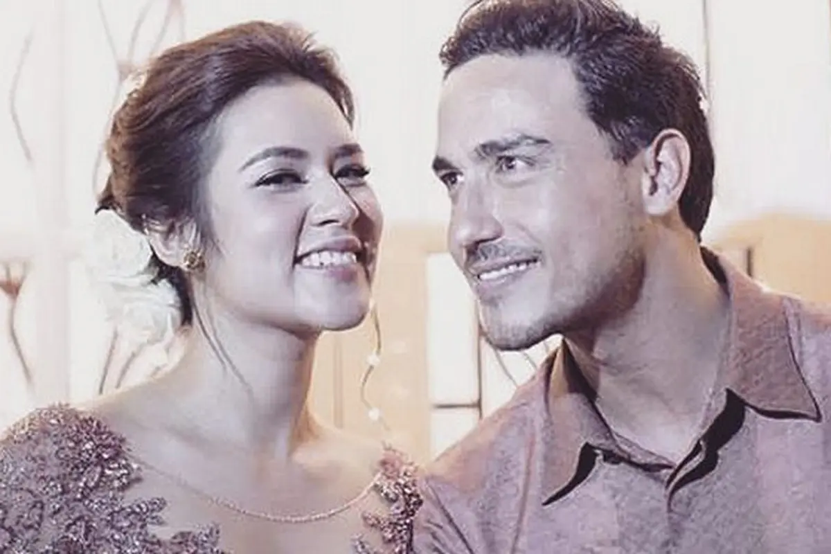 [Bintang] Raisa dan Hamish Daud