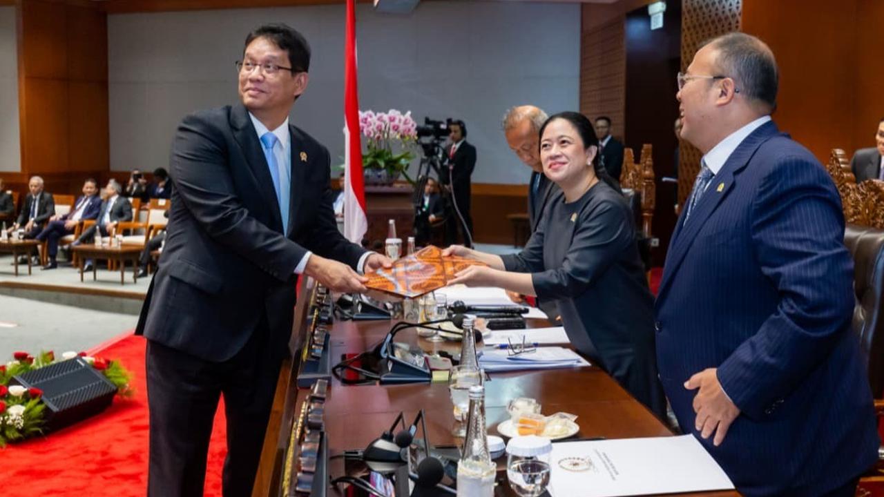 Dipimpin Puan Maharani, DPR Ketok Palu Pengesahan APBN 2026