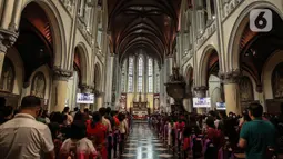 Tema Natal yang diusung Gereja Katedral Jakarta tahun ini adalah Marilah Sekarang Kita Pergi ke Betlehem. (Liputan6.com/Angga Yuniar)