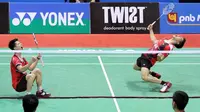 Ganda putra Indonesia, Kevin Sanjaya Sukamuljo/Gideon Marcus Fernaldi mengalahkan Angga Pratama/Ricky Karanda Suwardi di final India Open Super Series 2016 (PBSI)