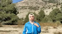 10 Inspirasi Outfit Naik Gunung Wanita Berhijab, Anti Ribet dan Tetap Stylish!