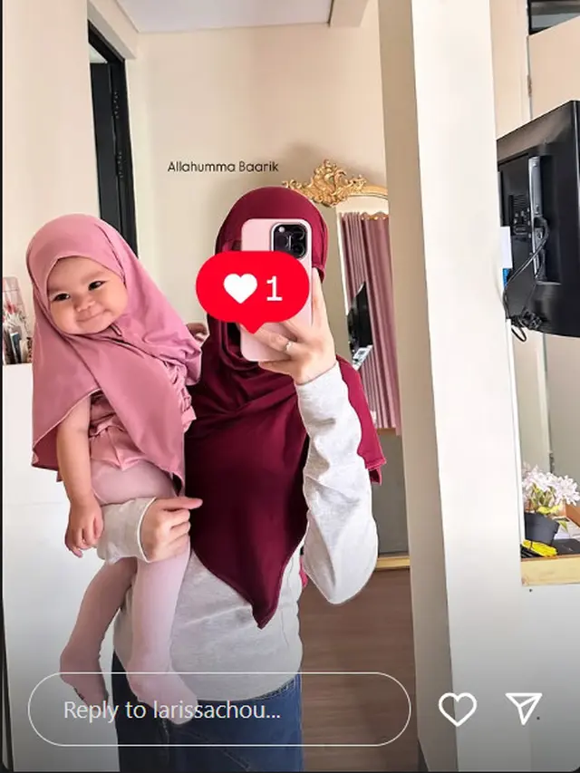6 Potret Larissa Chou di Ramadan 2025, Tetap Memberikan ASI Eksklusif untuk Alesha