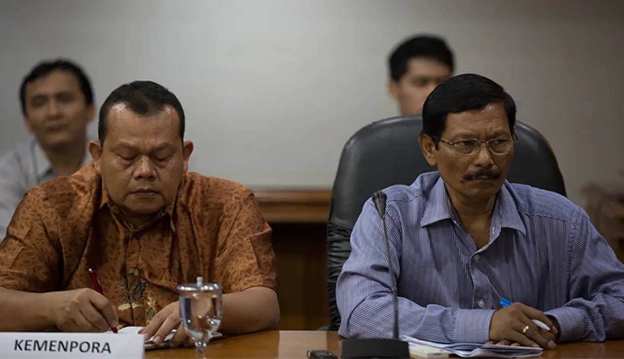 Perwakilan tim hukum Kemenpora turut menghadiri pertemuan dengan Komnas HAM terkait konflik PSSI dengan Menpora di Jakarta, Kamis (13/8/2015). (Bola.com/Vitalis Yogi Trisna)