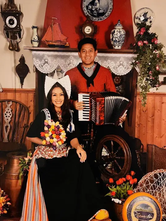 [Instagram/melanieputria]