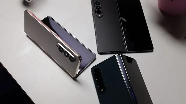 Samsung Galaxy Z Fold4 5G