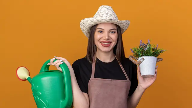 4. Composting: Mengubah Sampah Organik Menjadi Pupuk