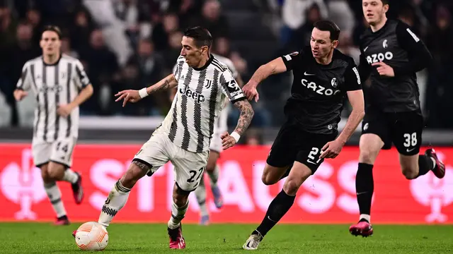 Piala UEFA Juventus vs Freiburg