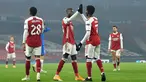 Gelandang Arsenal, Nicolas Pepe, merayakan gol yang dicetaknya ke gawang Molde pada laga lanjutan Grup B Liga Europa 2020/2021 di Emirates Stadium, Jumat (6/11/2020) dini hari WIB. Arsenal menang 4-1 atas Molde. (AFP/Glyn Kirk)