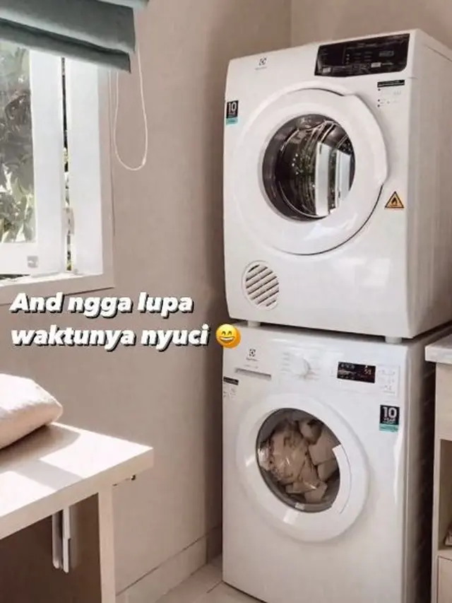 Rumah Baru Nana Mirdad dan Andrew White