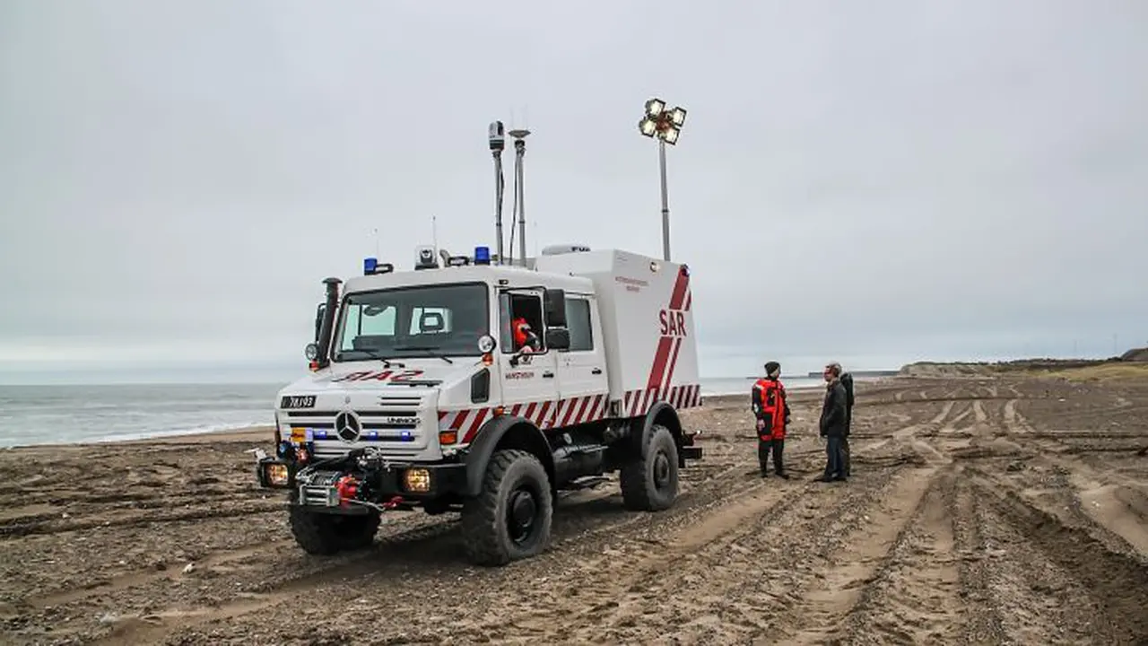 Mercedes Benz Unimog Dipakai Sebagai Punggawa Tim SAR Denmark