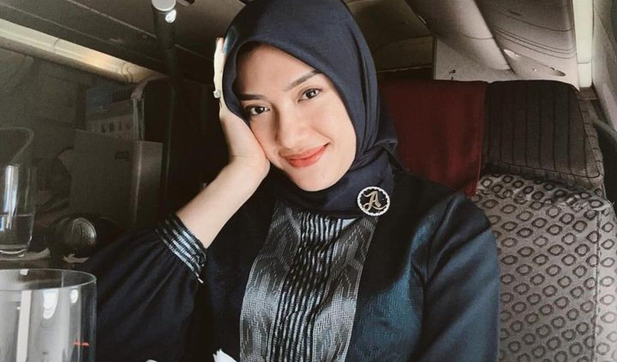 Penampilan Anissa Aziza langsung banjir komentar dari netizen.&nbsp;<br>