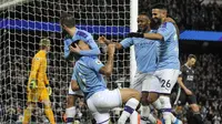 Striker Manchester City Gabriel Jesus merayakan golnya ke gawang Leicester City pada pekan ke-18 Liga Inggris di Etihad Stadium, Minggu (22/12/2019) dini hari WIB. (AP Photo/Rui Vieira)