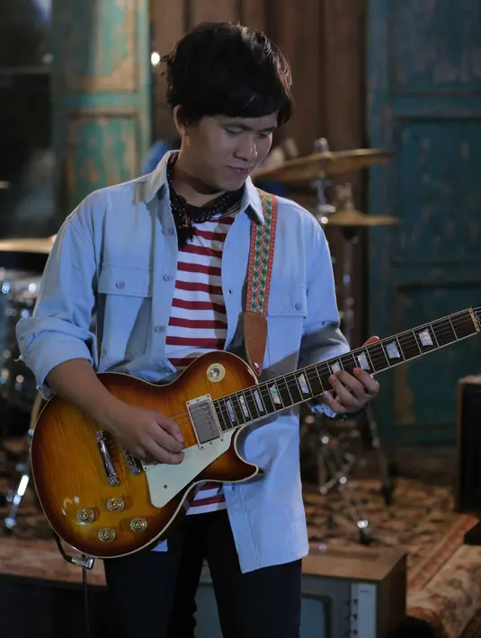 Biaya yang cukup besar itu, juga telah dipikirkan masak-masak oleh manajemen dan personelnya. Mengingat belakangan ini, video klip jarang tampil secara penuh di televisi. (Andy Masela/Bintang.com)