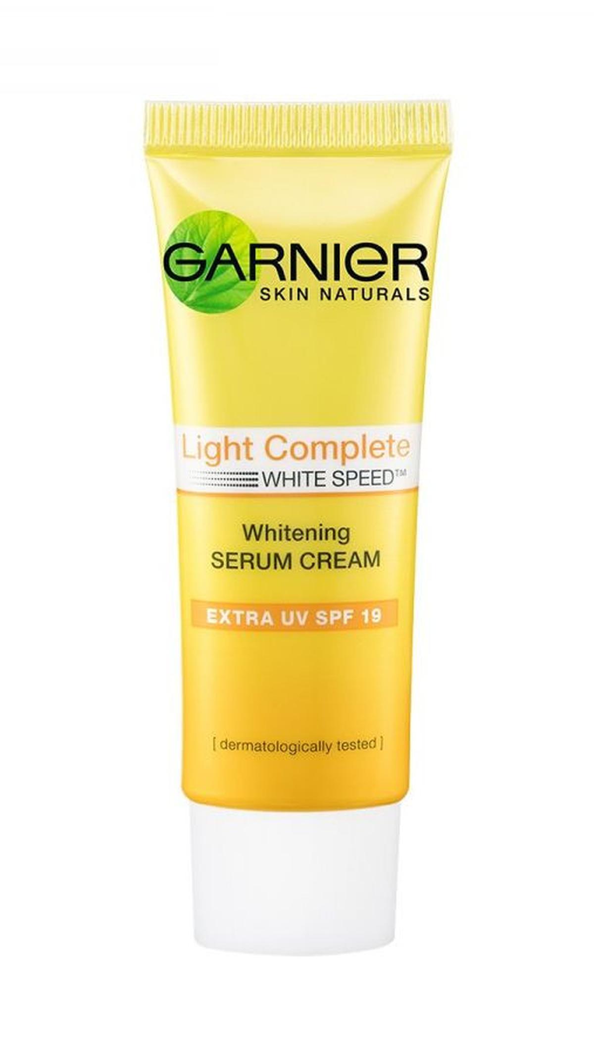 3. Garnier Light Complete Yuzu Day SPF 19