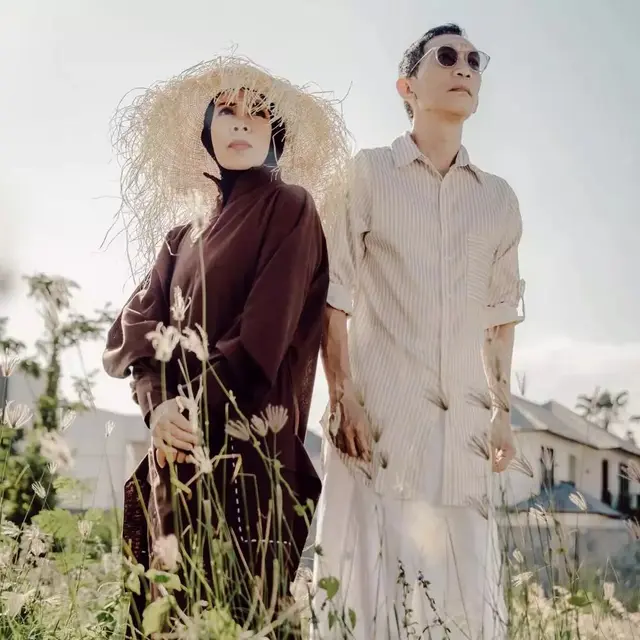 10 Potret Transformasi Melly Goeslaw dan Anto Hoed dari Awal Pernikahan, Tak Pacaran