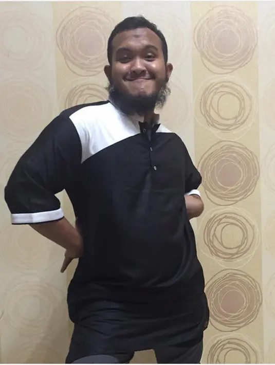 "Semoga dia bahagia. Mengenai bisa rujuk atau tidak saya terserah Allah saja sih. Berharap sih baik-baik saja. Saya nggak mau memaksakan sesuatu mungkin yan dinilai baik untuk saya tapi nggak di mata Allah kan," ucap Indadari. (caisar_yang_belomsempurna)