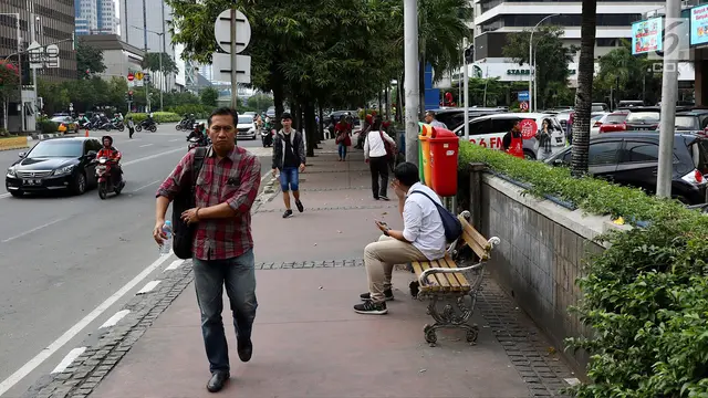 Pemprov DKI Akan Tata Trotoar Sudirman