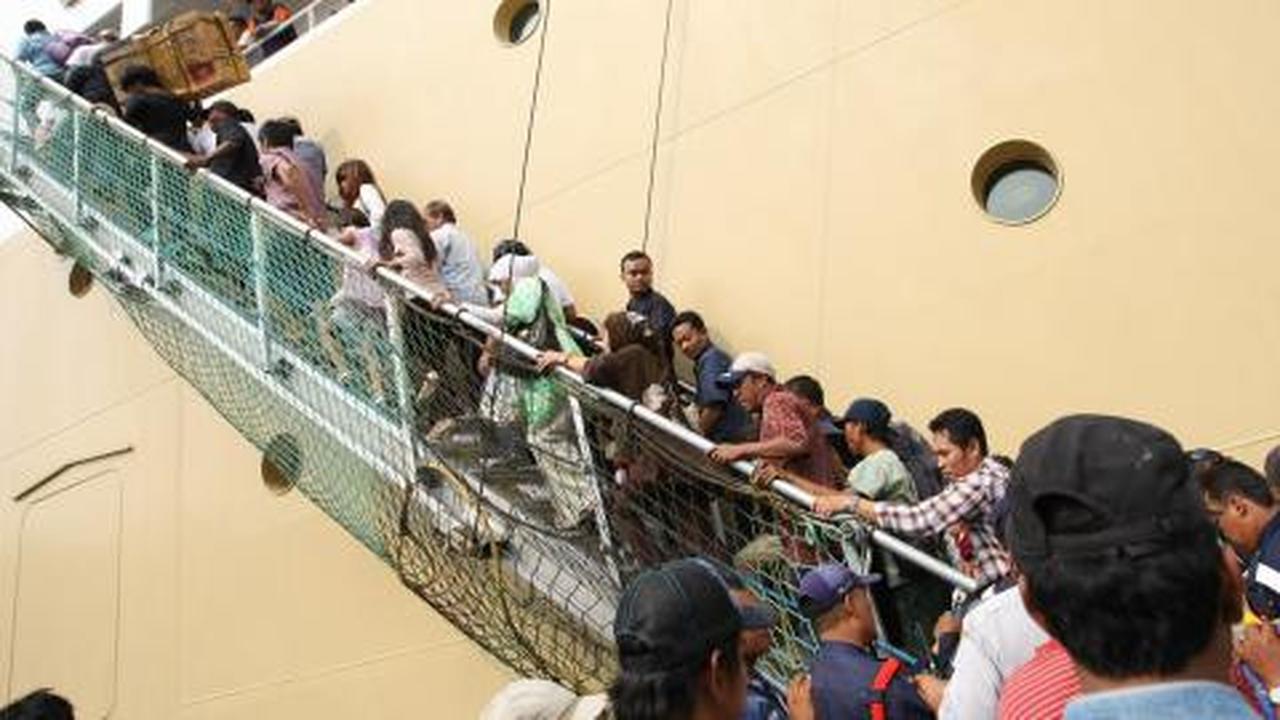 Rombongan DPR pantau mudik di Pelabuhan Tanjung Priok
