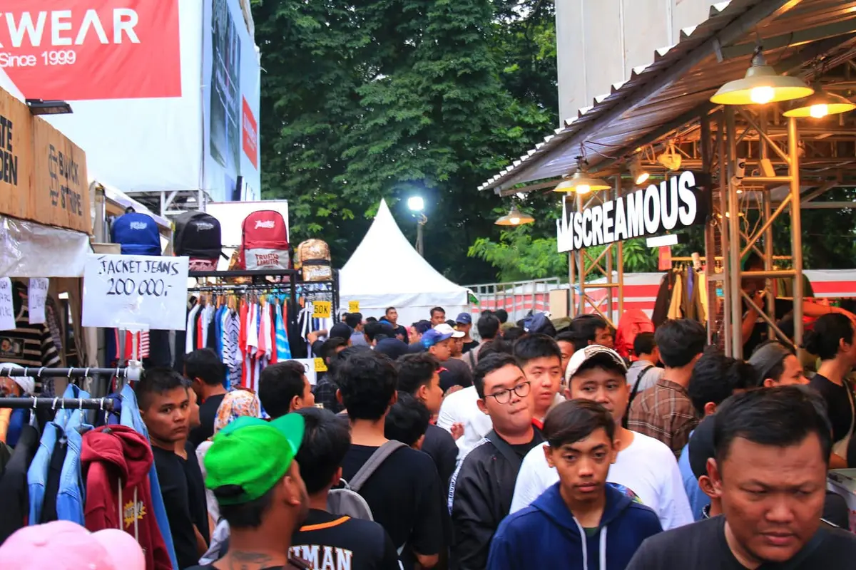 JakCloth Year End Sale 2018