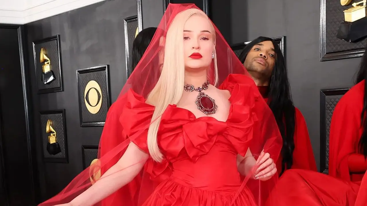 Kim Petras di Grammy Awards 2023
