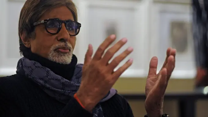 [Bintang] Amitabh Bachchan