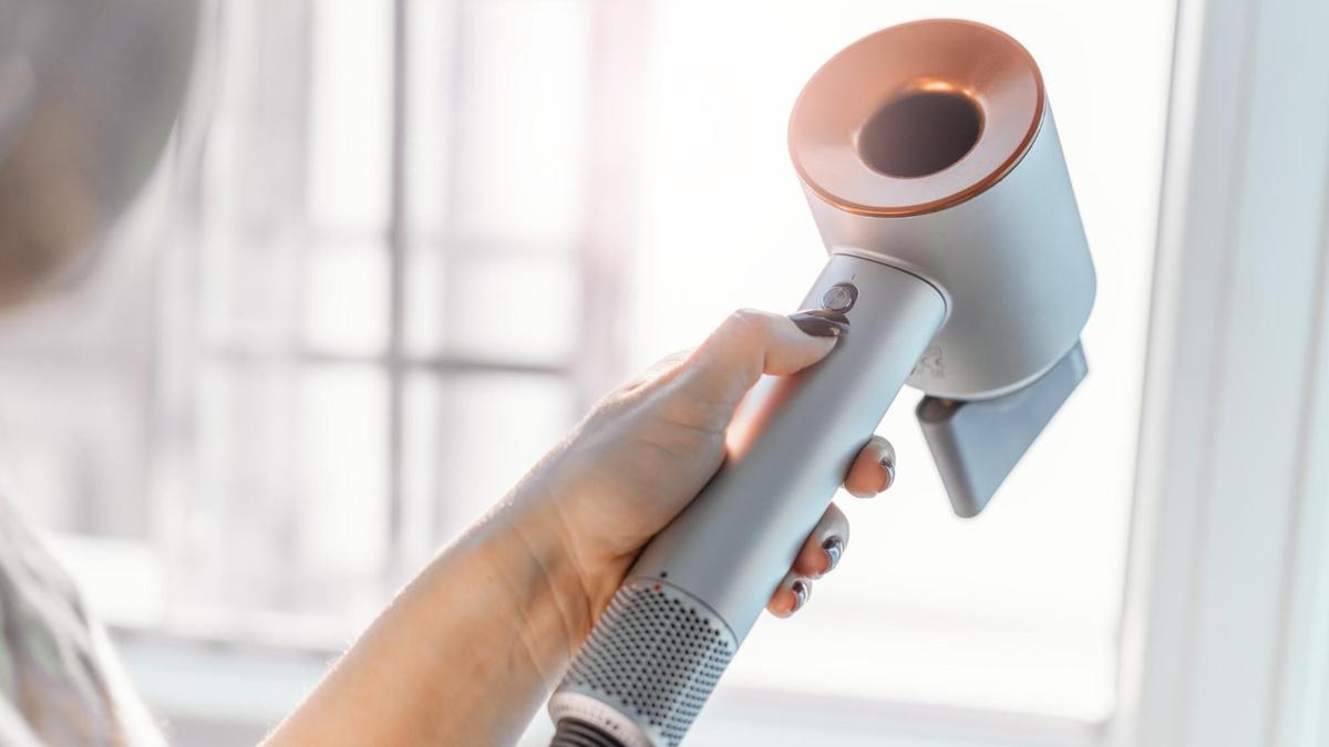 Hairdryer