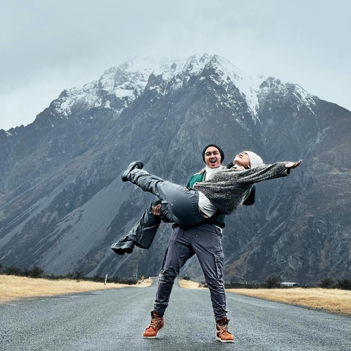 Potret Felicya Angelista dan Caesar Hito di New Zealand