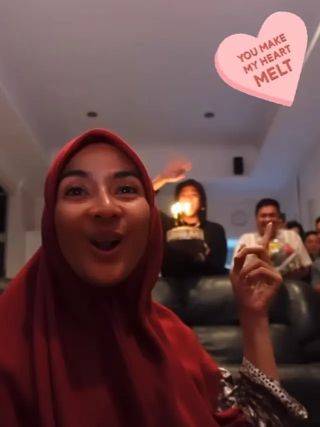 Maudy Koesnaedi dapat surprise ultah (Instagram/maudykoesnaedi)